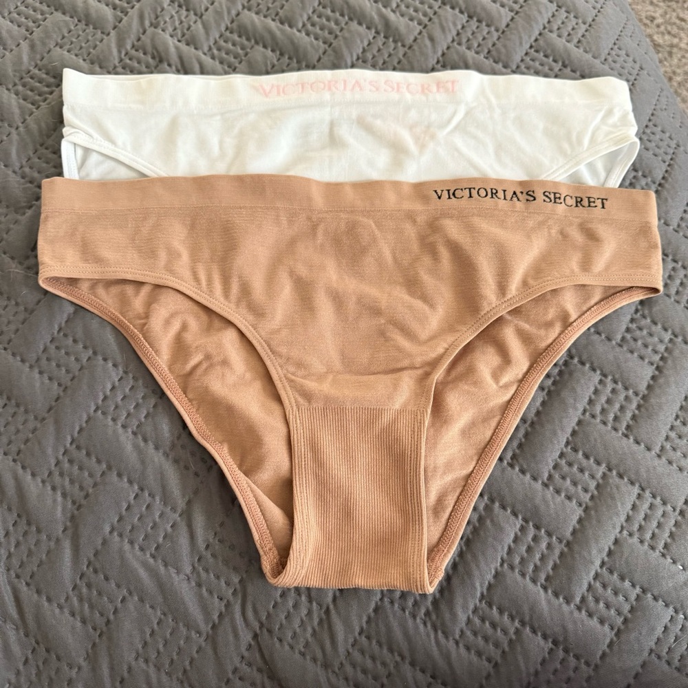 NWT Victoria’s Secret Panties - Set of 2 - Size L